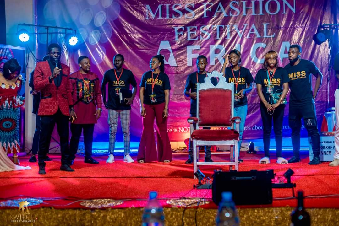 asang_azinwi's tweet photo. I'm the guy you call to get things done.. Thank you Shosa Empire Miss Fashion Festival - MFFA #comiffa https://t.co/lzM2Wij2j5