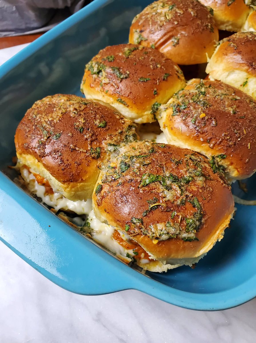 happyveg1986's tweet photo. https://t.co/gMxRywMe8f
My @ImpossibleFoods Meatball Marinara Sliders are where it's at. Juicy, saucy, melty, stringy, all the goodness. Get the #recipe
#vegetarian #vegetarianfood #vegetarianrecipes #RecipeOfTheDay #vegetarianblog #meatless #meatfree #ditchmeat #nomeat https://t.co/Di98HnMplu