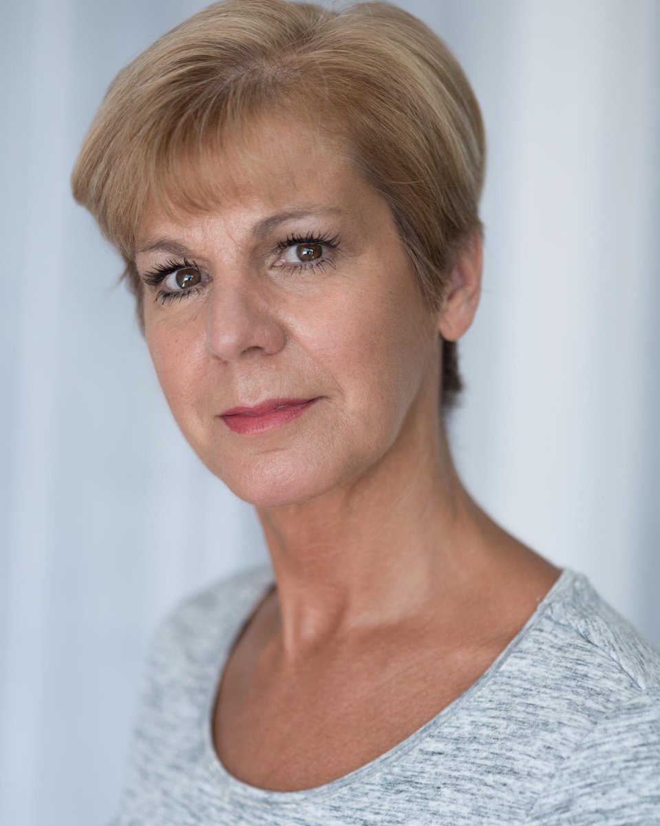 <a href="/Ed_A_Palmer/">Ed Palmer</a> I don't use this as my main one so I'm keen to hear your opinion :)