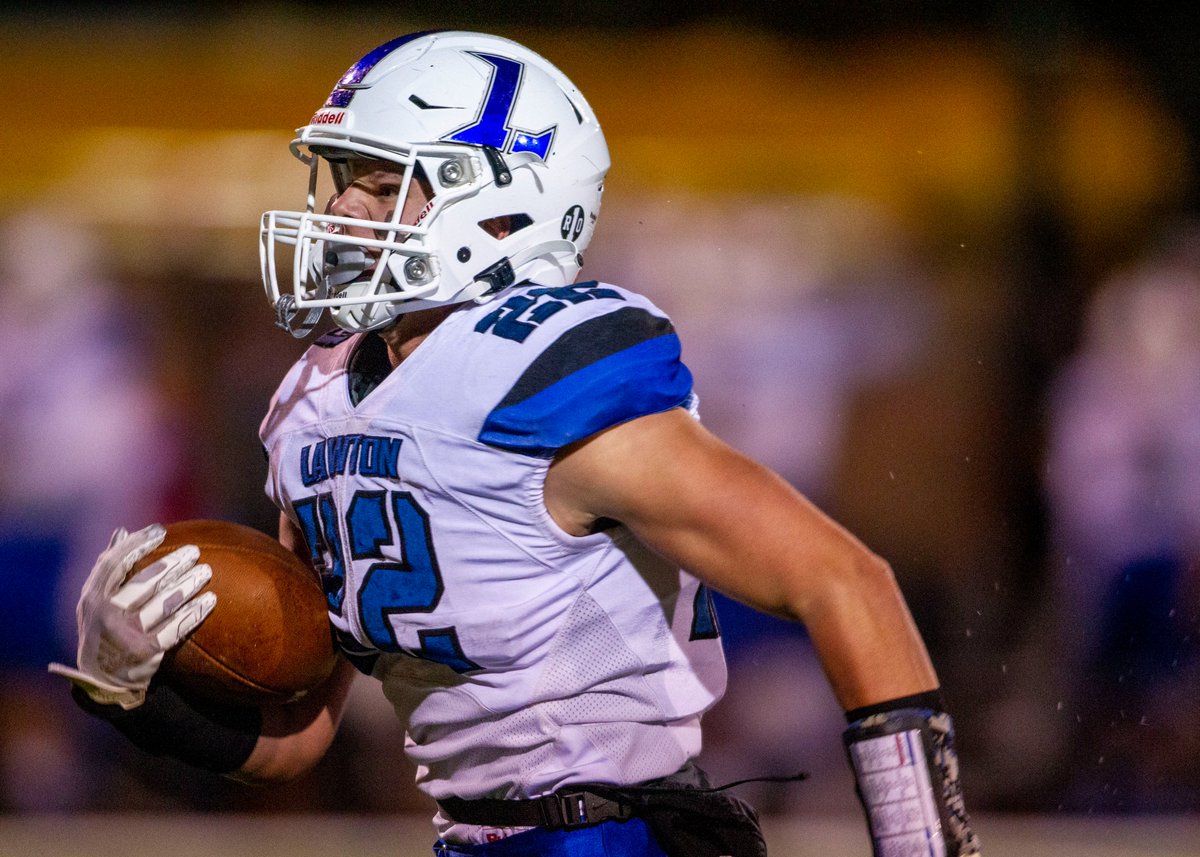LegacyKZoo's tweet photo. Just want to take a moment to brag on our kids. 

So proud that BOTH the Offensive &amp; Defensive Players of the Year for the MLive Kalamazoo Dream Team are Legacy KZoo players. 

Congratulations to both Jake Rueff &amp; Tyler Stolsky on your honors. You should be proud! #ZooGang https://t.co/XTlvrtYbop