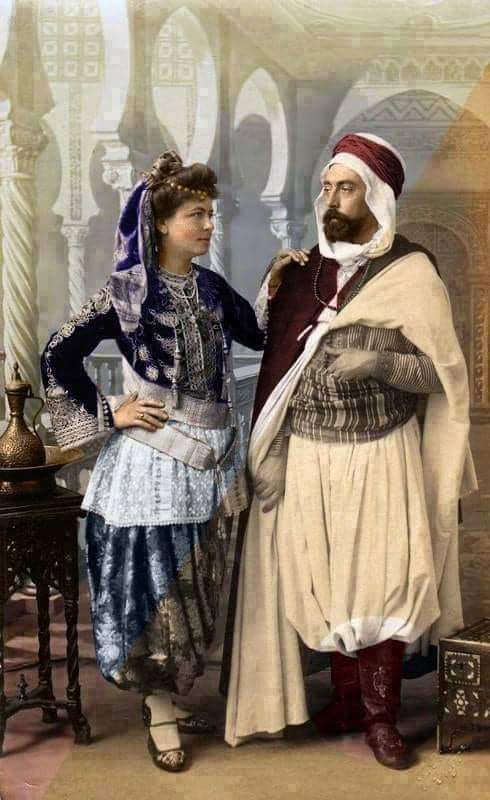 milou6569's tweet photo. الأمير عبقا و الحريم في قصره لما باع الأيالة الززايرية للفرنسيس
#الجزائر_اضحوكة_العالم https://t.co/oL00cGjz4A