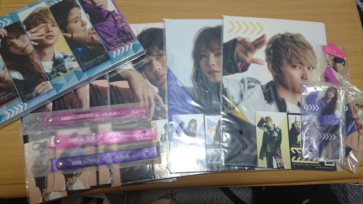 kaee_1240aaa's tweet photo. AAA一番くじ

譲)クリアファイル 西島
     アクリルチャーム 末吉

求)クリアファイル 末吉、與
      アクリルスタンド 末吉
      
郵送でのお渡しになります。

#AAA一番くじ交換 
#AAA15thANNIVERSARYthanxAAAlot 
#一番くじ https://t.co/3JNGPMK3eU