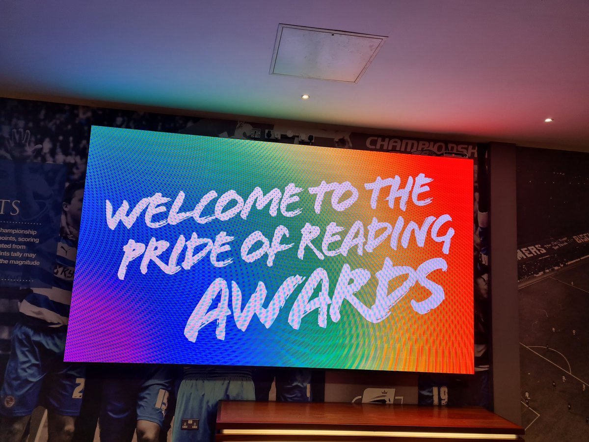 glitter_ball1's tweet photo. It's official... we can't wait to celebrate Reading's frontline heroes today (including our very own bus drivers at the @PORawards!). https://t.co/6LktwpqrtX