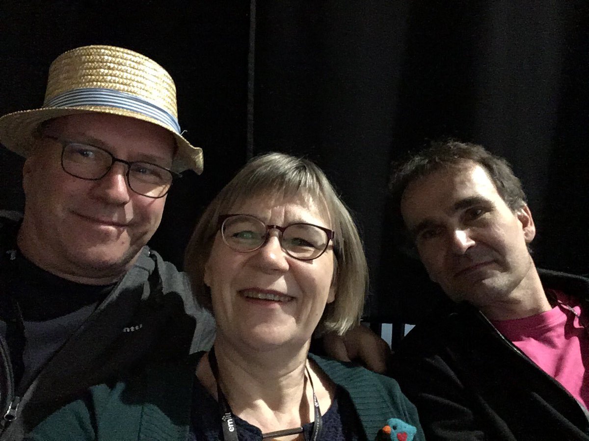 MatleenaLaakso's tweet image. Ensi kertaa bäkkärillä, seurana @AnttiLuoma ja @vesahursti ennen AIXR-puheenvuoroamme #itk2021