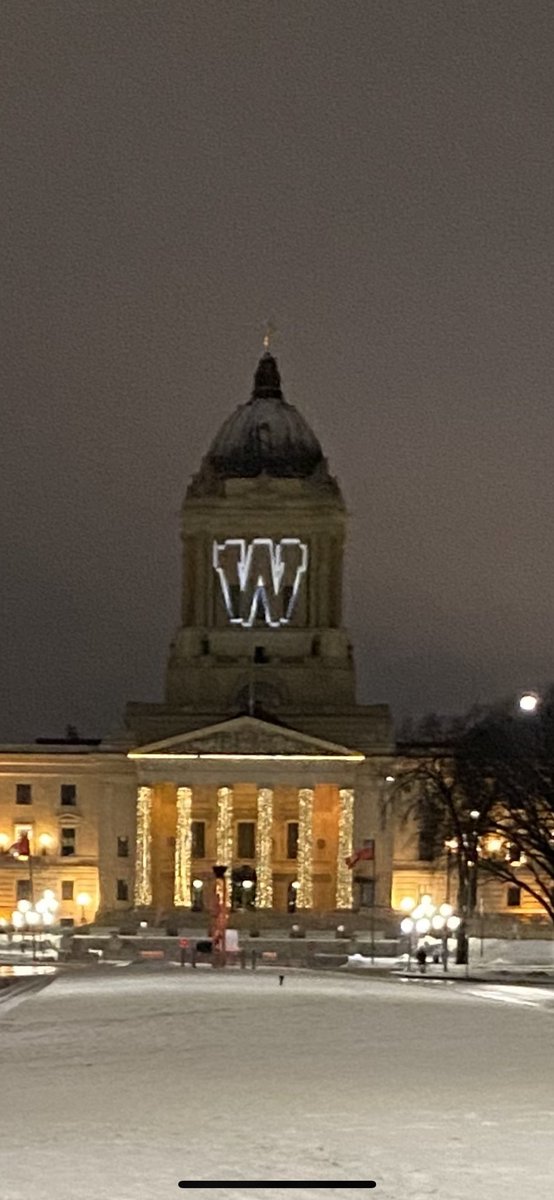 jmichalyshen's tweet photo. Go Bombers Go! https://t.co/k3KavuClI6
