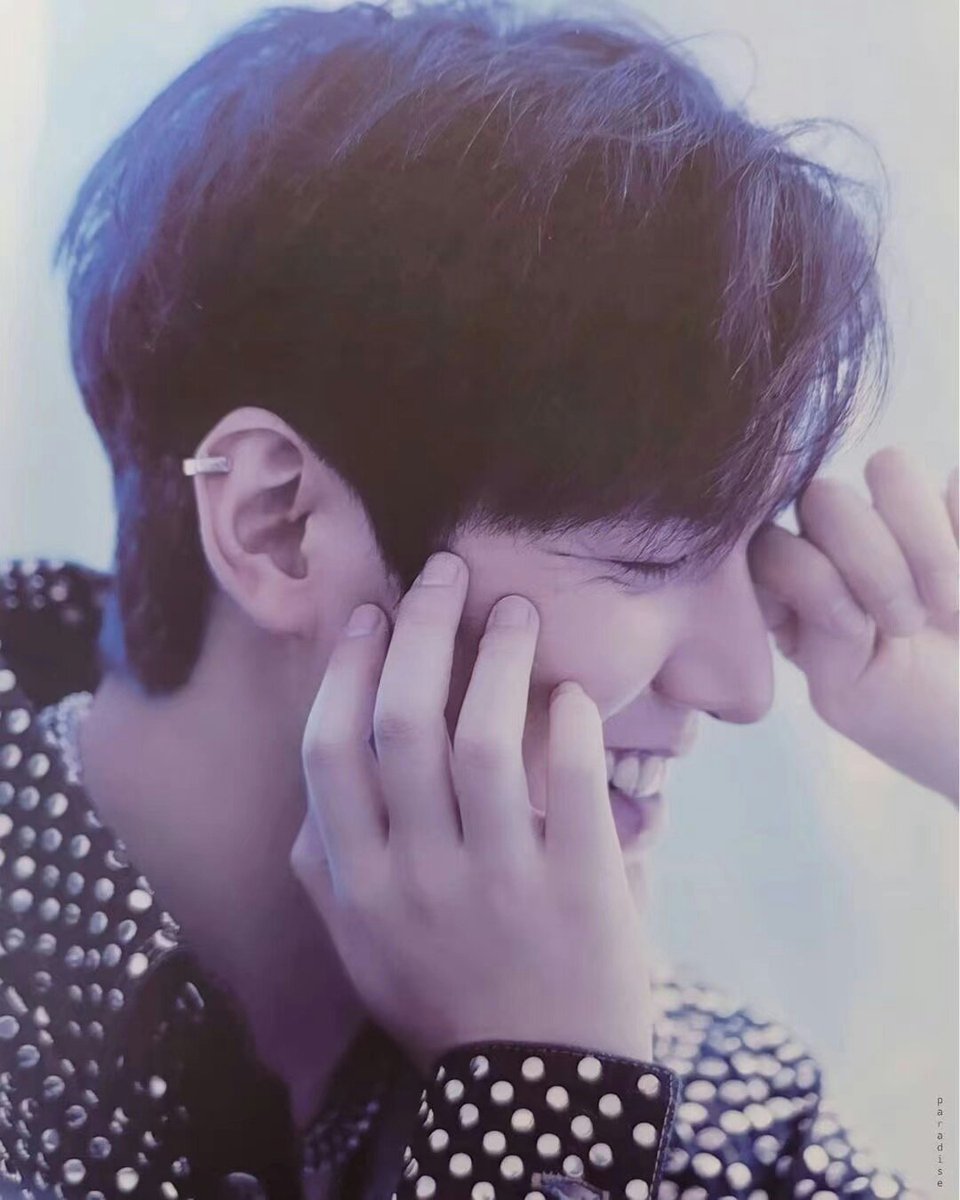 VotingLee's tweet photo. #이민호 #イミンホ #李敏镐
Lee MinHo | 2022 SEASON'S GREETINGS
It's another day when I'm impressed by brother Ho's appearance!
https://t.co/hv7K3ROxNq
One vote a day. Vote for #LeeMinHo !! https://t.co/dbmh9NbntA