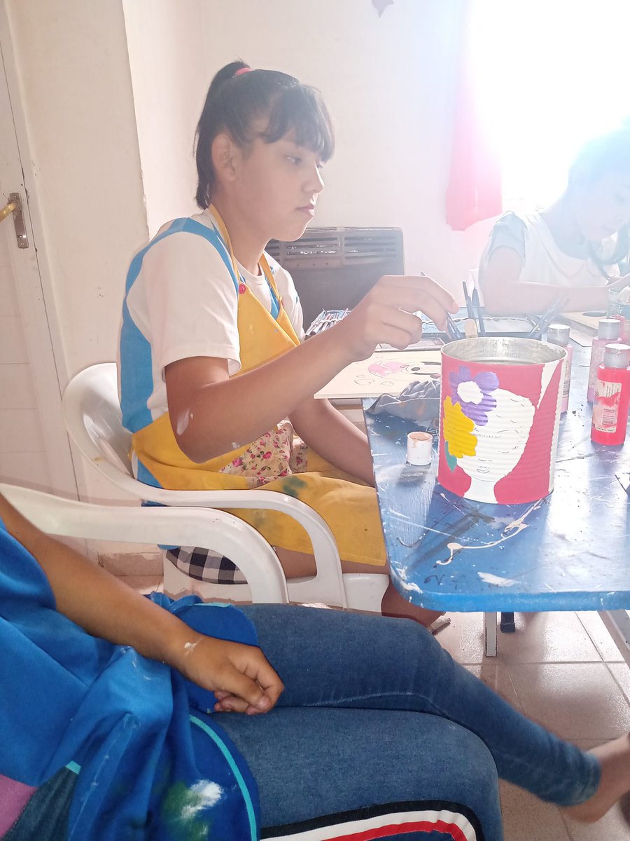 SenafRN's tweet photo. El #talller de pintura🎨 del preventivo promocional Ecos de Ingeniero Huergo llegó a su fin. Los niños, niñas y adolescentes disfrutaron del arte de pintar y realizaron unas muy lindas producciones😃 https://t.co/3HFevTXQGn