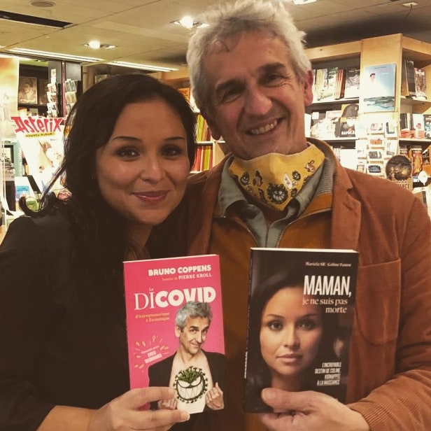 SrFanon's tweet photo. 🖋 Soirée caritative @filigranes365
pour le #fonderasme. Merci @marcfilipson 📚
Cadeau de Noël avant l'heure d'être aux côtés de si grands auteurs
@pierrekroll @barbarabel83 @CoppensBruno ❤
#filigranes #dessin #barbaraabel  #brunocoppens #pierrekroll https://t.co/2xXSHbONhe