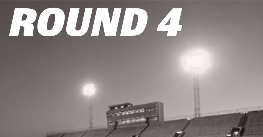 THSCAcoaches's tweet photo. Congratulations to the teams still playing! Football in December just hits different.
#TXHSFB #txhsfbplayoffs #Round4 https://t.co/6fyiPqMLFa