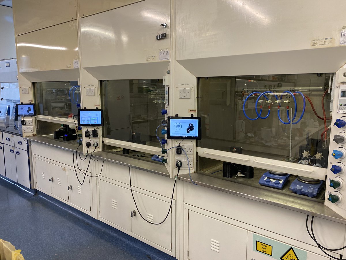 hiltonlab's tweet image. Fume hoods all set up and digitised for local and remote #continuousflow and #photochemistry with online monitoring of conditions #realtimechem