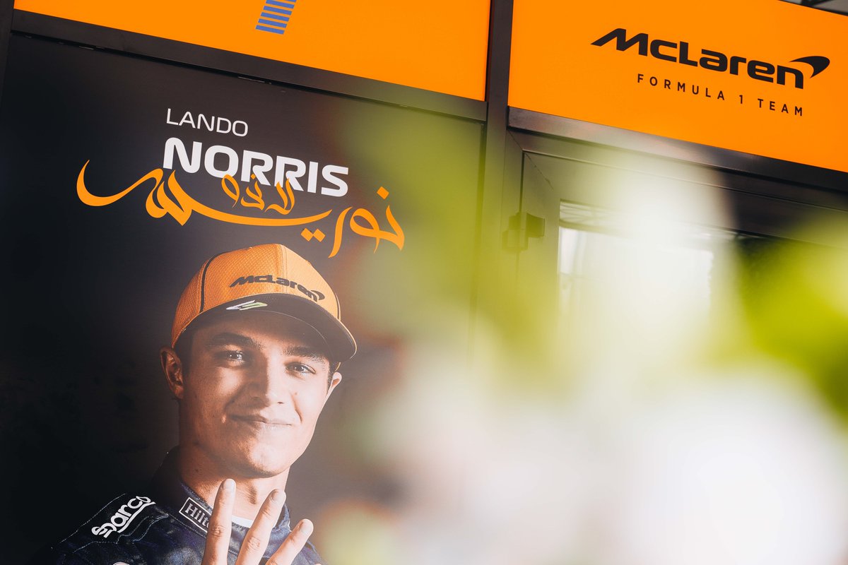 McLarenF1's tweet photo. 👀🌿 @LandoNorris 

#SaudiArabianGP 🇸🇦 https://t.co/QJIUolX7NF