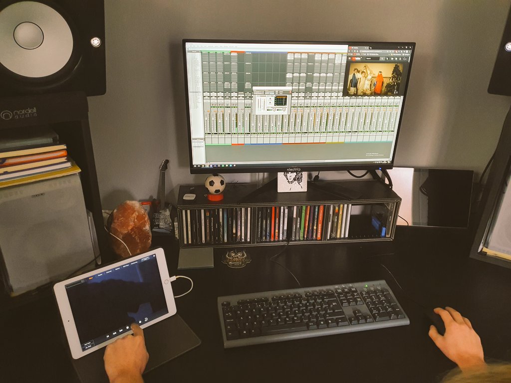 🎄We're currently working on the audio for <a href="/malvernprimary/">Malvern Primary School</a> 2021 Christmas production

🎅 filmsforschools.org/school-films.p…

#Christmas #Nativity #Christmas2021 #ChristmasNativity