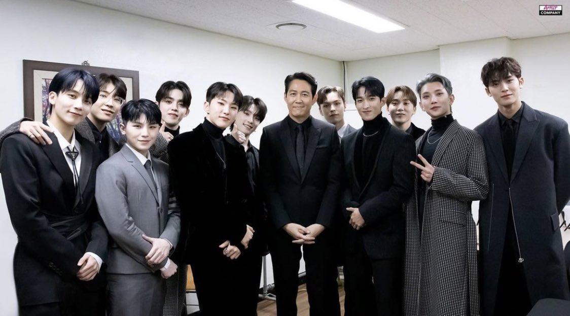 Ssoon_O6I5's tweet photo. #MAMAVOTE #seventeen 
세상에 내가 이런 조합을 보게 될줄이야 https://t.co/QA5oLq0Sq4