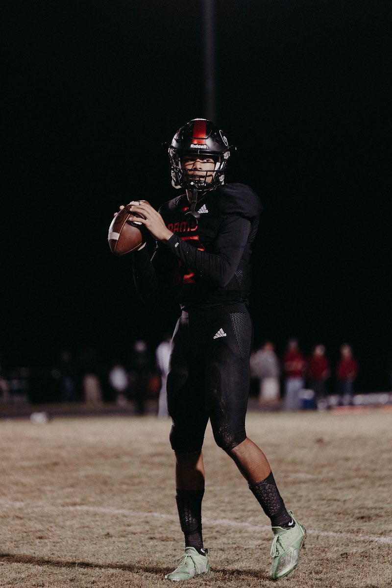 byrumbrown17's tweet photo. Gameday!! Opportunity to go 1-0 this week!! Letโs ride @Rolesvilleramf1 https://t.co/mFAZ7KYs2m
