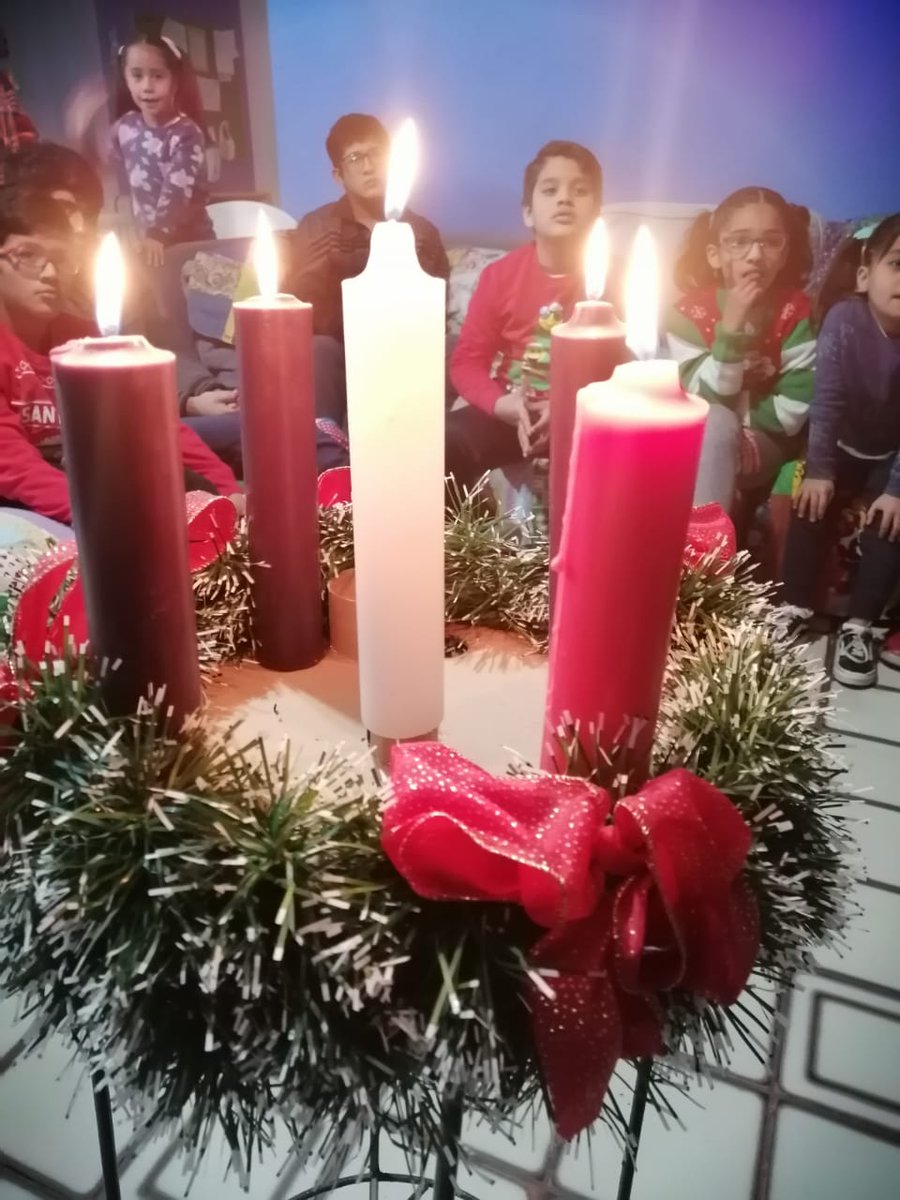 Hocatis's tweet photo. ✨Nos preparamos para recibir la navidad.
🎄Para todos los tí@s es importante fomentar en los menores el agradecimiento a todas las personas que nos apoyan a salir adelante, que detrás de todos nosotros hay muchas personas generosas que lo hacen posible cada💞 #familiahocati https://t.co/UAOpNlrU2z