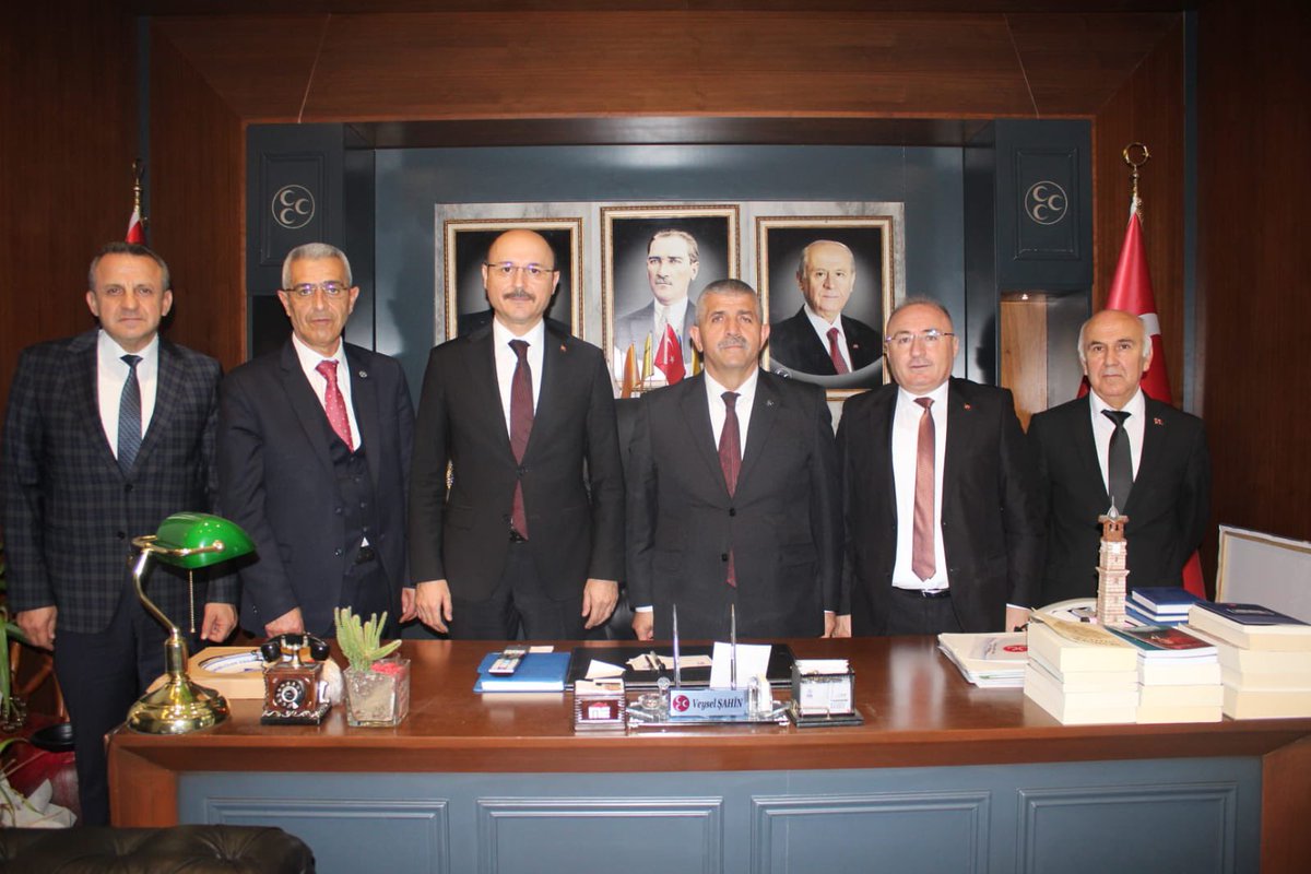 VeyselSahinMhp's tweet photo. Türk Eğitim-Sen Genel Başkanı Talip Geylan ve Türk Eğitim-Sen İzmir Şube Başkanlarımız İl Başkanlığımızı ziyaret etti. Nazik ziyaretlerinden dolayı kendilerine teşekkür ederim. https://t.co/RtoTutbAhM