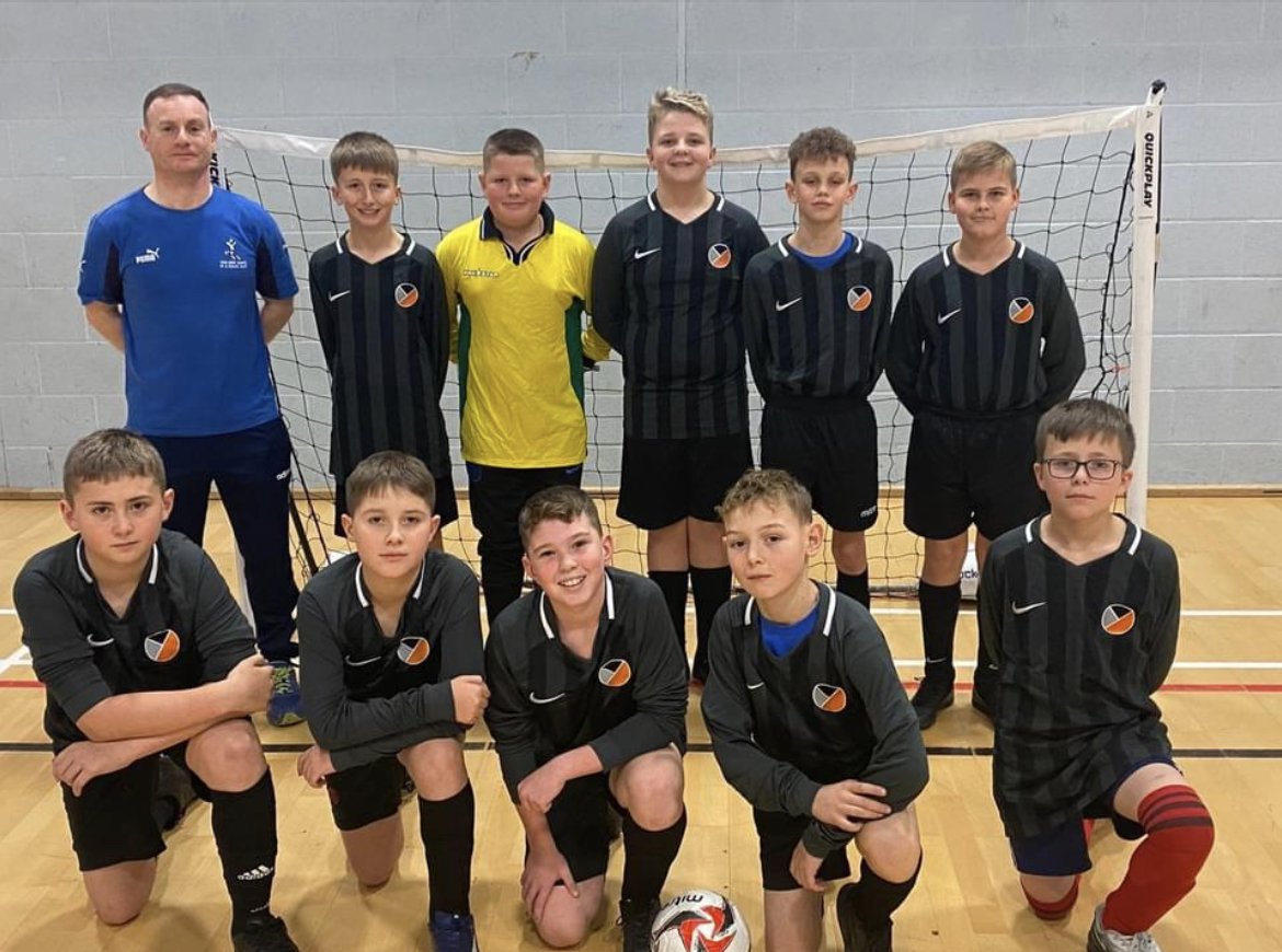 YA_OldAccount's tweet photo. 🏆Yewlands Year 7 students participated in a Sheffield Schools Futsal competition against Sheffield Park Academy and Birley Secondary Academy. It was the first Futsal tournament for all the schools and we are delighted the boys came out winners🏆 #Yewfutures @brigantialearn1 https://t.co/iff9KZfRDg