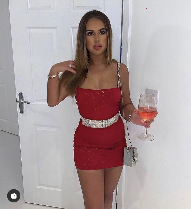 useya_fashion's tweet photo. Vestido natalino (com ou sem pompom) 🧑‍🎄❤️ https://t.co/1CwCZnuhyN