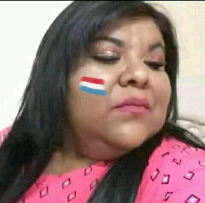 *Y de que país sos?*

Yo: El de Nadia Ferreira.