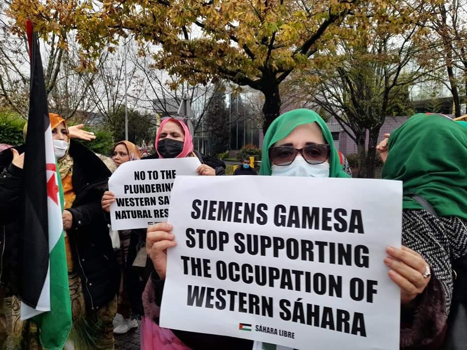 WsnsOrg's tweet photo. We would like to remind @SiemensGamesa the two rulings published last September by General Court.

Any agreement with Morocco that includes Western Sahara is illegal and actions will be taken against all companies that perpetuate this plunder.

#GamesaGetOut https://t.co/vTf0uj2tRQ