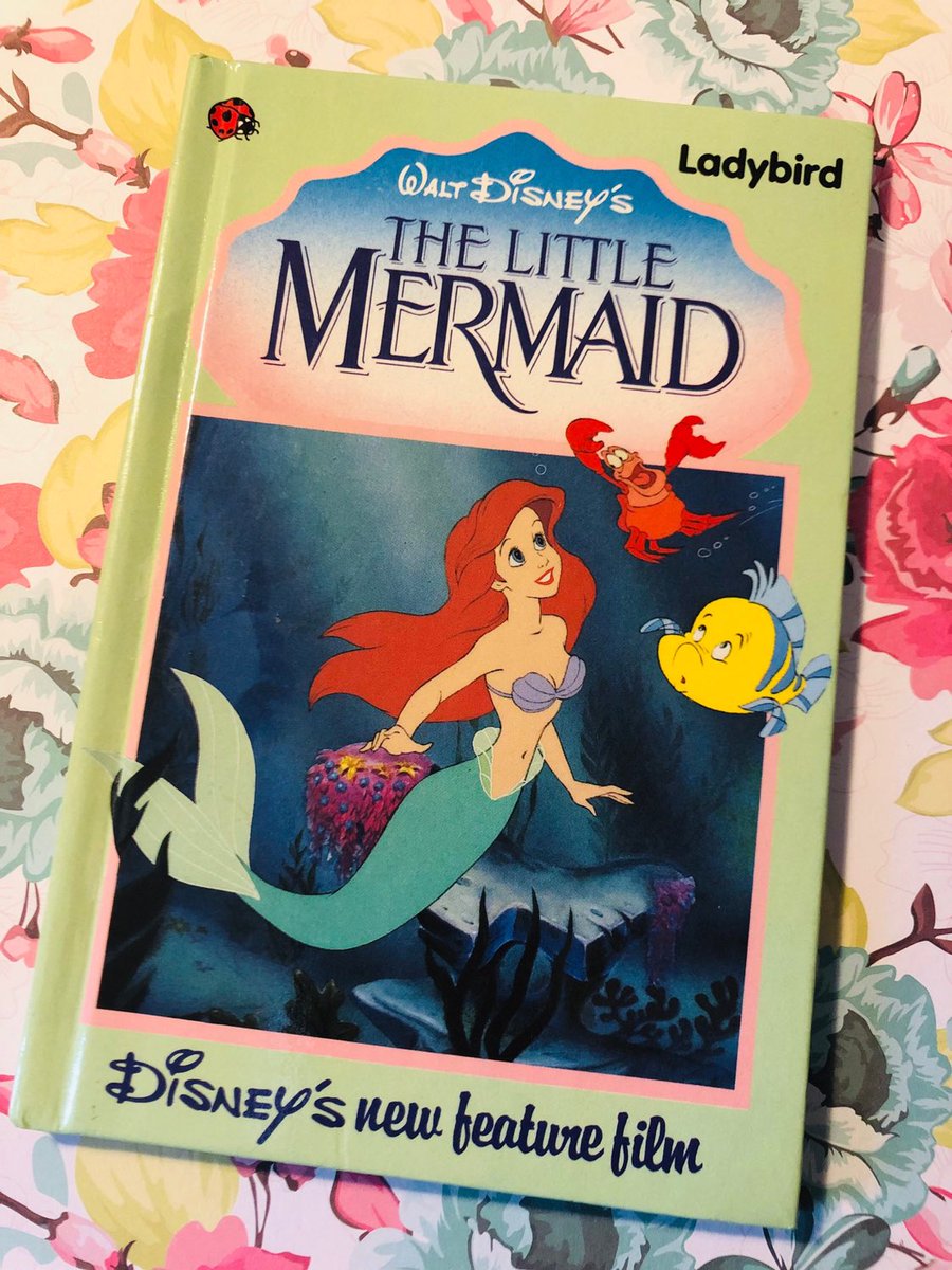 WatsonsVintage's tweet photo. A FABULOUS Vintage Christmas Gift for a Little Mermaid fan in my #etsyshop : FIRST EDITION Beautiful 1990 Walt Disney's 'The Little Mermaid' Ladybird Book -Book Of The Movie #NostalgicBirthdayGift #ArielFan https://t.co/3iZOwT2ZBl #Vintage #FirstEditionBook #LittleMermaid #Gift https://t.co/DMQYqhck5D