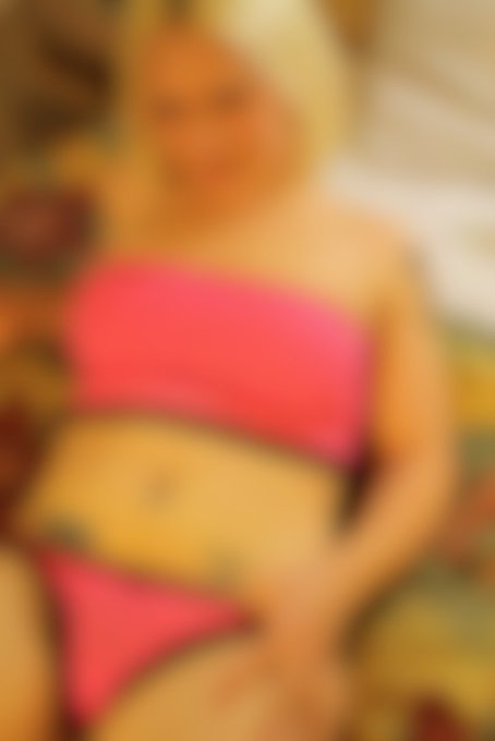 Sign up to my Modelhub Fan Club to see this brand-new exclusive photo: https://t.co/af8jlujLrF https://t