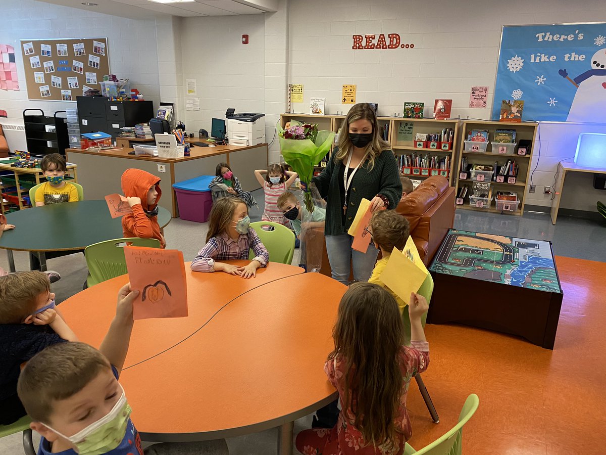 Today we said goodbye to our amazing Teaching and Learning Assistant! Good luck Ms. O’Neill! <a href="/AdmiralsAcad_NL/">Admiral’s Academy Navigators 🏳️‍🌈</a>