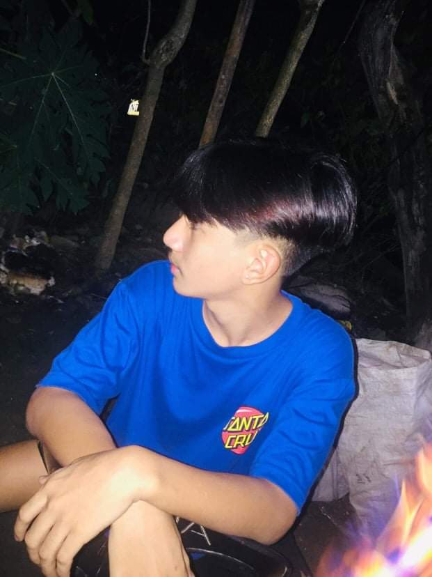 PASABAY1's tweet photo. Gigil na Book nyo na daw sya mga lodsHundred points symbol
#bagetsMabagis
#suboNyolollipopNya
#Dm https://t.co/9qfMrF6mOo
