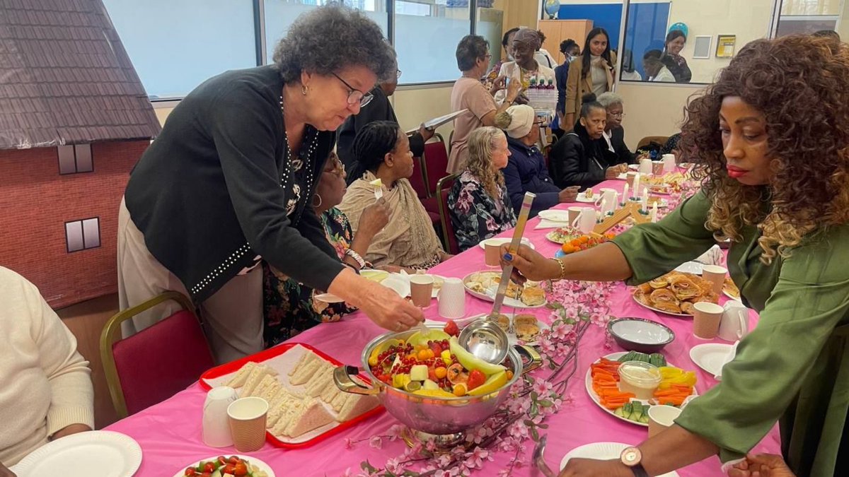 UCKG_Groups's tweet photo. Afternoon tea anyone? The Caleb Group had a fantastic time sharing stories and spending time together. The day was filled with smiles, laughs, and light snacks all around.

#CalebGroup #TeaTime #Smiles #Laughs #Outreach #Community #Afternoon https://t.co/B20kpcIfL5