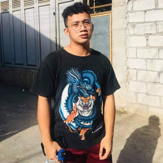 PASABAY1's tweet photo. Seryosong ka par HAHAHHAH
#bookNyoko
#SagadMoto
#Dm https://t.co/IQUg6GkPcV