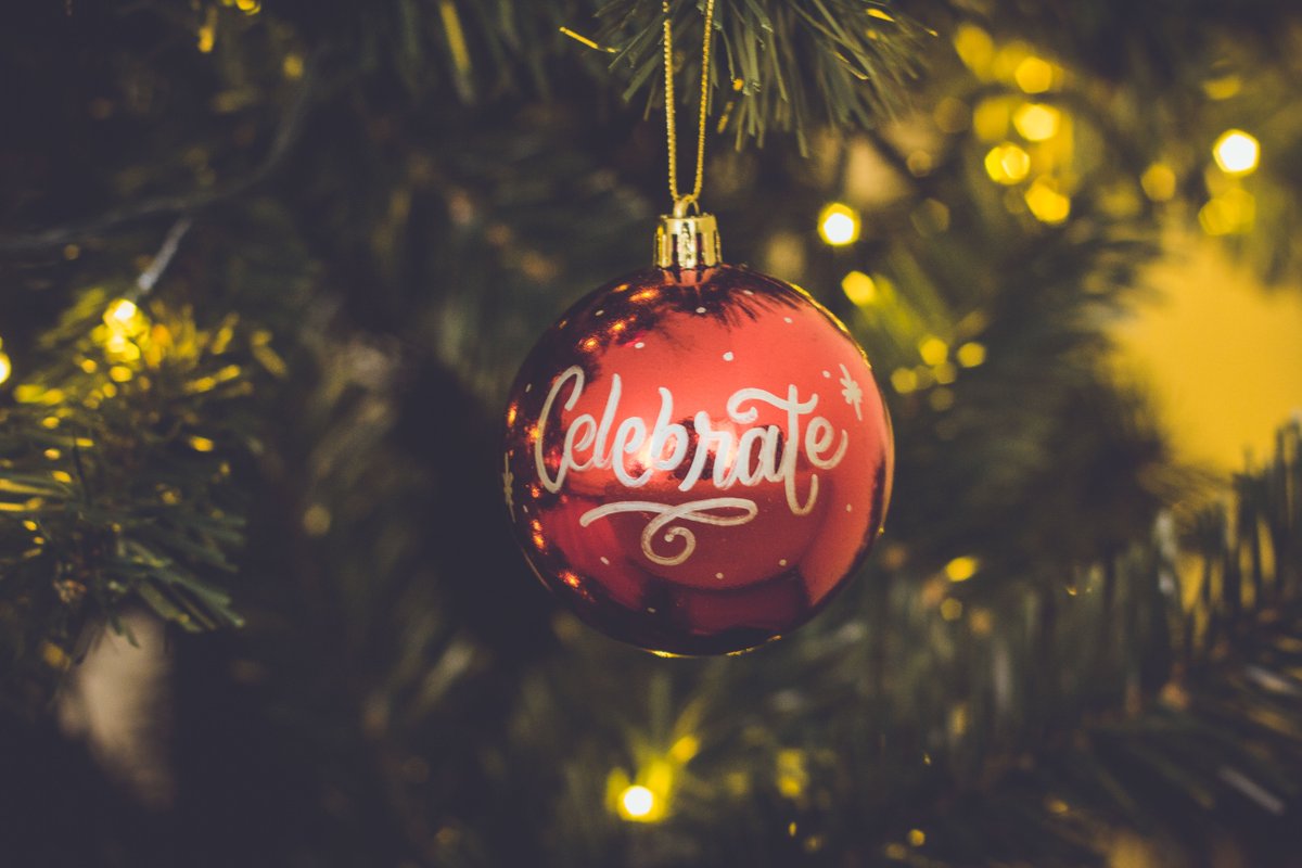FamilySpace1's tweet photo. Struggling for time to get the Christmas shopping done? Why not hire some extra household help from Family Space and hit the shops in peace? It is the season to be merry after all! #ParisCleaning  #ParisHousekeeping https://t.co/pcXn6Ldsua