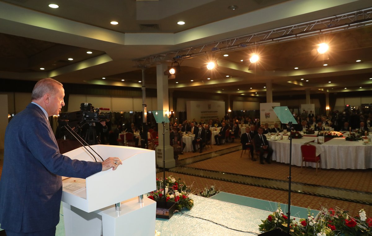Cumhurbaşkanımız Recep Tayyip Erdoğan, "Gaziantep'in Kurtuluşunun 100. Yılında 100 Hayırsever Eğitime Destek Kampanyası Ödül Töreni"ne katılarak konuşma yaptı.