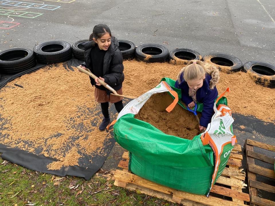 MillLodgeSchool's tweet photo. @OPAL_CIC #opalschools https://t.co/KBDX3CENLS