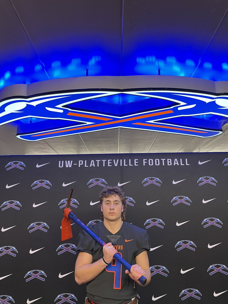 Sam Crocker π§ (@samcrccker) on Twitter photo After a great visit at <a href="/UWPlattFootball/">UW-Platteville Football</a> I am blessed to announce my first official offer to play for the pioneers! Huge thank you to <a href="/CoachHoover9/">Tim Hoover</a> <a href="/CoachBauder5/">Dan Bauder</a> <a href="/Ryan_Munz/">Ryan Munz</a> @CoachDonavon for the great trip! After a great visit at <a href="/UWPlattFootball/">UW-Platteville Football</a> I am blessed to announce my first official offer to play for the pioneers! Huge thank you to <a href="/CoachHoover9/">Tim Hoover</a> <a href="/CoachBauder5/">Dan Bauder</a> <a href="/Ryan_Munz/">Ryan Munz</a> @CoachDonavon for the great trip!