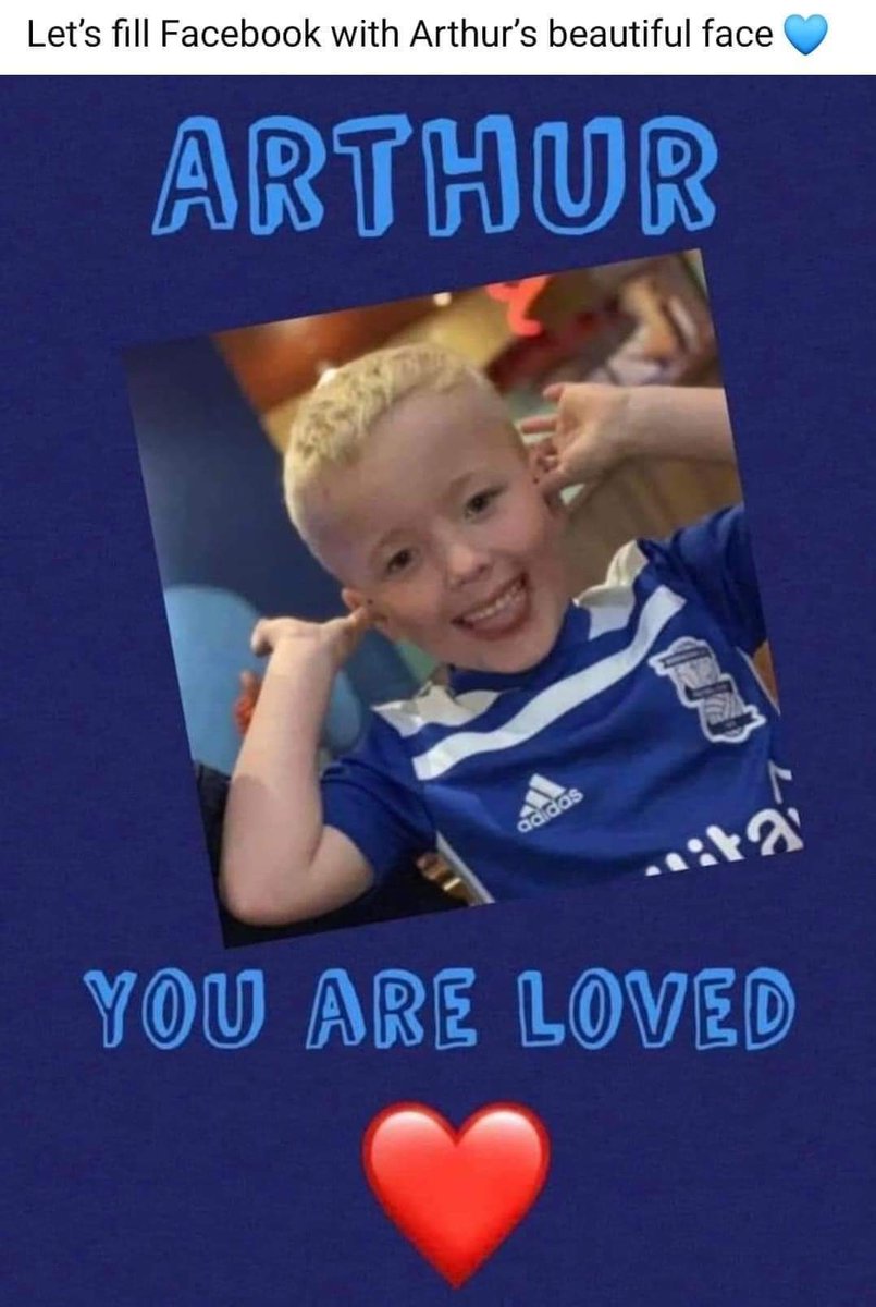 Let's fill twitter with this boys beautiful face 💙