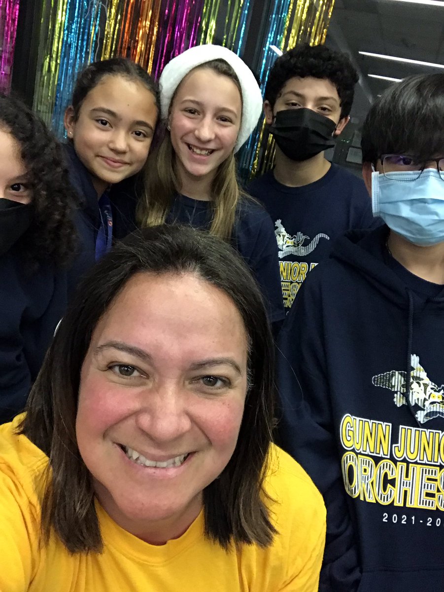 shaydenaisd's tweet photo. This made my day! My old students came to play for us 😍@CoreyFADL @GunnJrHigh  #theygrew https://t.co/zH9fZlJFqW