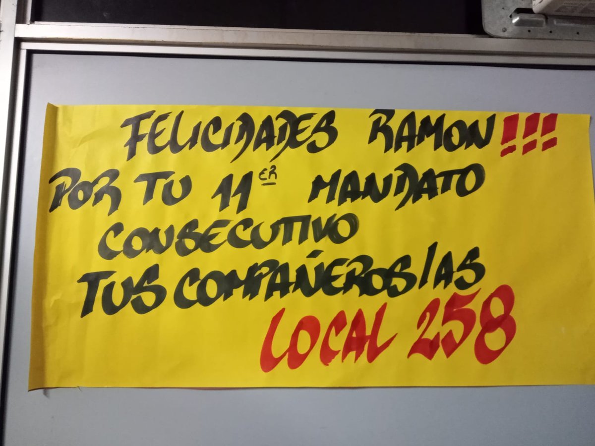 Felicitaciones Ramon Becerra otra vez delegado de Carrefour suc. 258. Orgullosos de la elección del compañero elegido por los trabajadores por 11 mandatos consecutivos 👏🏼👏🏼. 

#somoscomercio
#AgrupacionRicardoHam
<a href="/CarlosPerezSEC/">Carlos Pérez</a> 
<a href="/Cavalieri_SEC/">Armando Cavalieri</a>