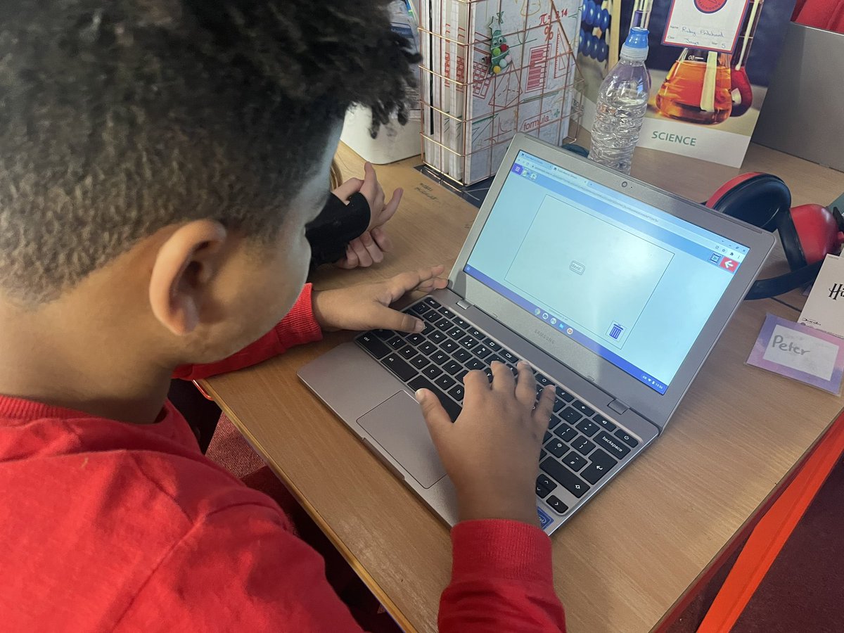 MaundeneSchool's tweet photo. Jays have been exploring @purpleMash this afternoon. They are using 2Connect to create a concept map before writing a non-chronological report about David Attenborough. #Computing #purplemash https://t.co/xhcrHRHWln