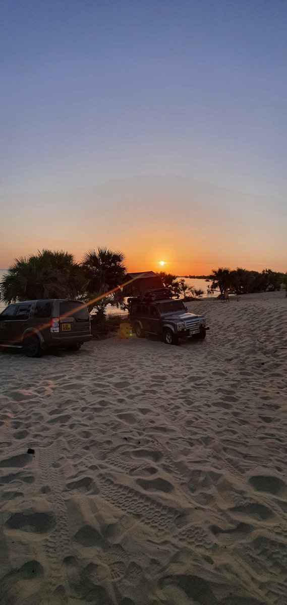 TurkanaLand's tweet photo. Beautiful shots from the cradle of Mankind. Thank you @borgesexplorer @explorersclubk for your visit #Exploreturkana #Tobongulore2021 #Welcomebackhome
#insearchoftheunknown
#expeditionsexploresclub
@mercykiyonga @thomseba @NakaruHellen @Akirunancy @Min_TourismKE @TurkanaCountyKE https://t.co/9hXKWbJtuF
