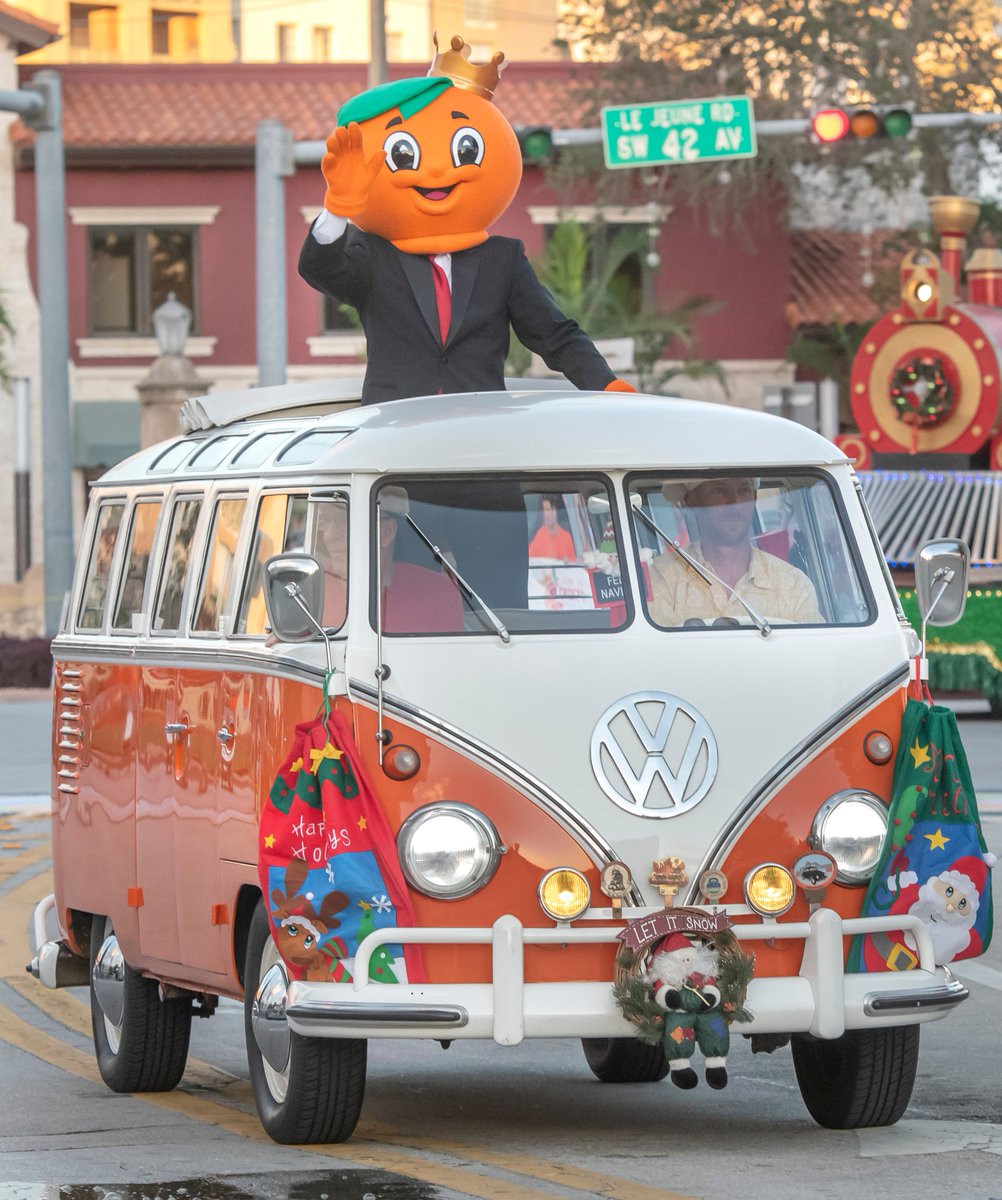 Junior Orange Bowl tweet media