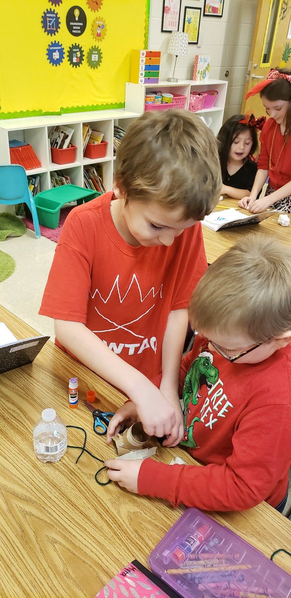 ccsd_wasdin's tweet photo. Helping complete a culminating STEM Toy build with our Kindergarten D.E.A.T partners.  @KTeamDarnell #STEM #STEMeducation #sixtribesONEnation #ROWTAG #rigor #EDP #improve @CherokeeSchools @ClarkCreekSTEM @TeachingSTEM @STEMGeorgia @STEMEduc https://t.co/XruBsE5FGe