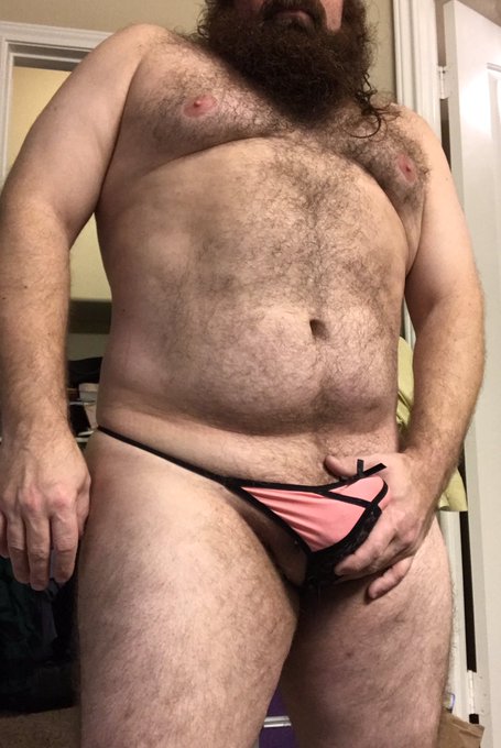 Feeling a little frisky on this #FriskyFriday&hellip; https://t.co/ZFu5cEATVO<a href="/tag/friskyfriday"class="tags">#FriskyFriday</a>