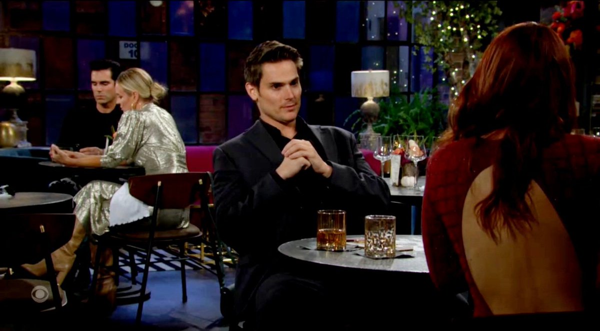 TeamLopeOnBB's tweet photo. Sally trying to figure out why Adam is smirking and smiling and then... Says he's gotta talk to Rey......
#YR @YandR_CBS #SallySpectra #Chloe #Aloe #ALLY #NewTra ✨😏😉🖤❤🔥#NewmanMedia #Adam #Victor https://t.co/swUGWFhzLF