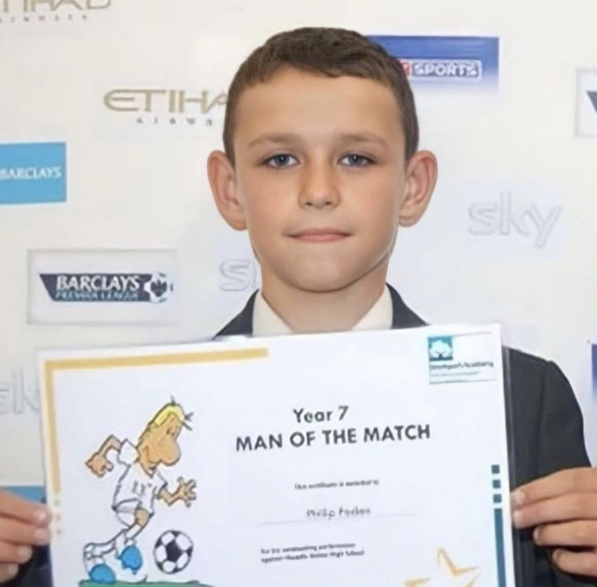 arzalancityzen's tweet photo. unpopular opinion: I’m taking 11 yo phil foden over current jadon sancho https://t.co/tAIvkzZyS2