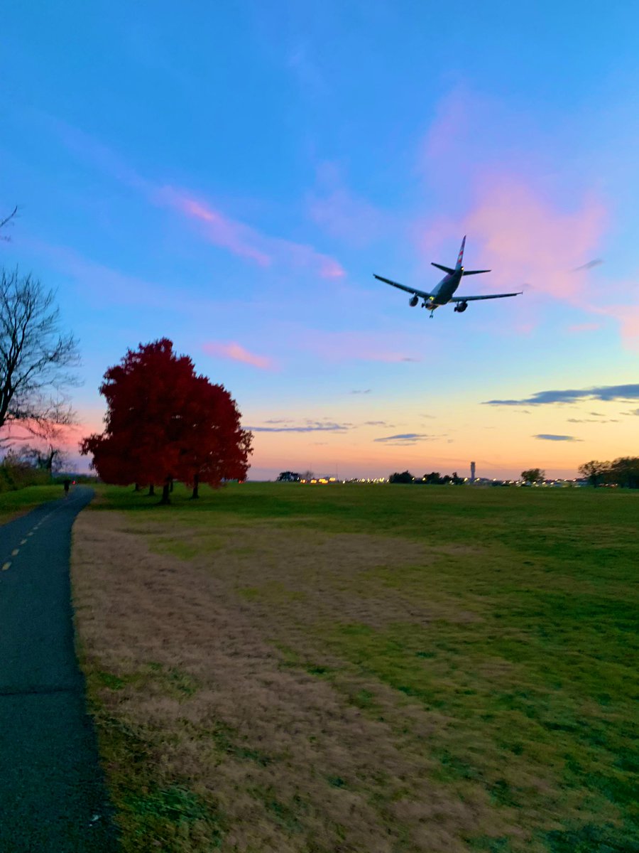 david_balick's tweet photo. Taking a @bikeshare e-bike to the CaBi station at @Reagan_Airport is without a doubt the best way to go! 

@BikeArlington https://t.co/Vhl937pMeF