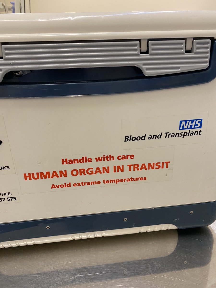 JeremyCraneMD's tweet photo. Busy weekend of transplants ahead @ImperialNHS 
#HammersmithHospital
Transplantation is a multidisciplinary effort but all our respect and gratitude goes out to our organ donors and their loved ones enabling the gift of life. 
Thank you 🙏 

@NHSBT 
@BTStransplant 
@nkf https://t.co/eE3ep2ZaF8