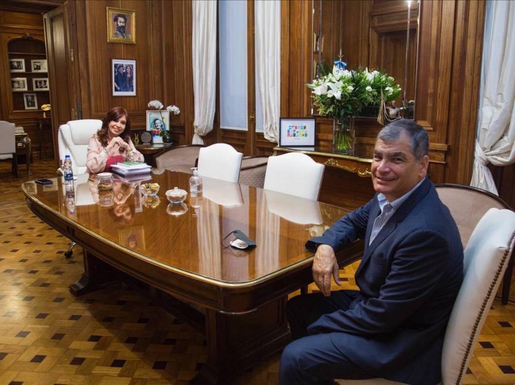 MashiRafael's tweet photo. Viendo a los tiempos a Cristina. Con más energía que nunca.
Hay Cristina para rato✌️ https://t.co/ITndp0paOh