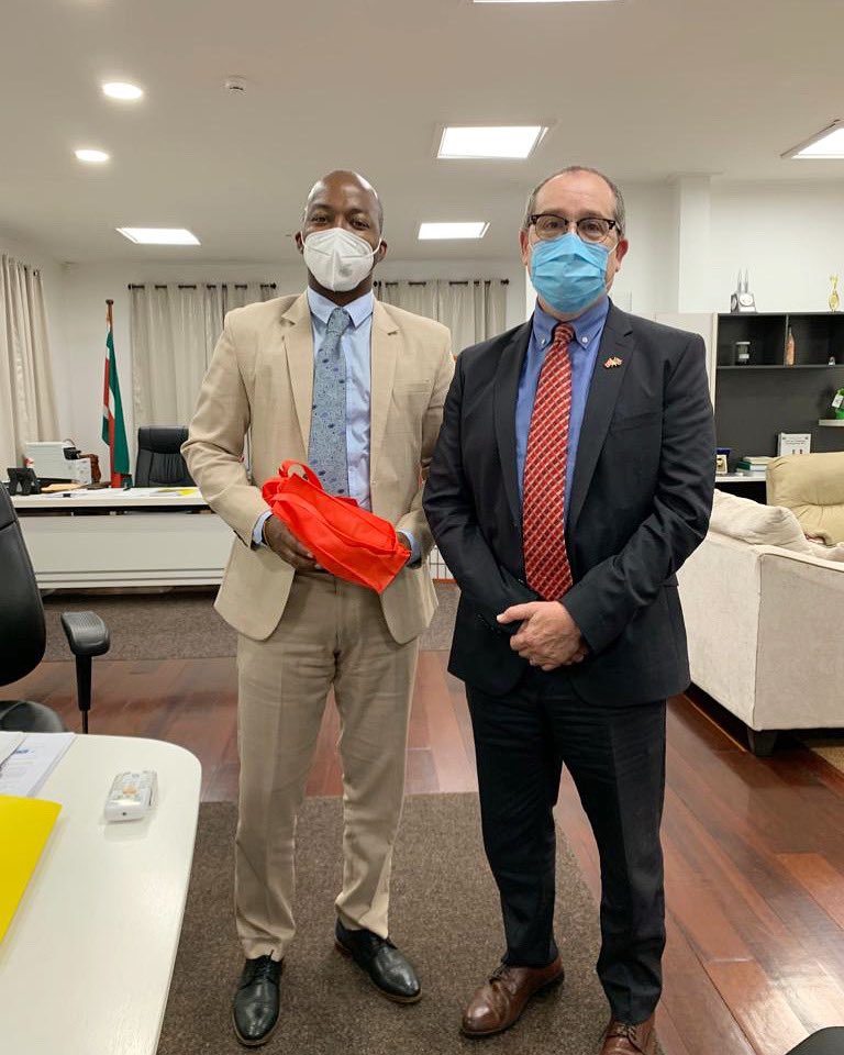 Canada in Guyana (@canambguyana) on Twitter photo 1/2 Last week Ambassador <a href="/MK_Berman/">Mark Berman</a> met with the Honourable Dr. David Abiamofo, the Minister of Natural Resources in Suriname 🇸🇷.
The Ambassador & Minister Abiamofo discussed the natural resources sector & the current priorities areas for the Ministry, including oil and gas… 1/2 Last week Ambassador <a href="/MK_Berman/">Mark Berman</a> met with the Honourable Dr. David Abiamofo, the Minister of Natural Resources in Suriname 🇸🇷.
The Ambassador & Minister Abiamofo discussed the natural resources sector & the current priorities areas for the Ministry, including oil and gas…