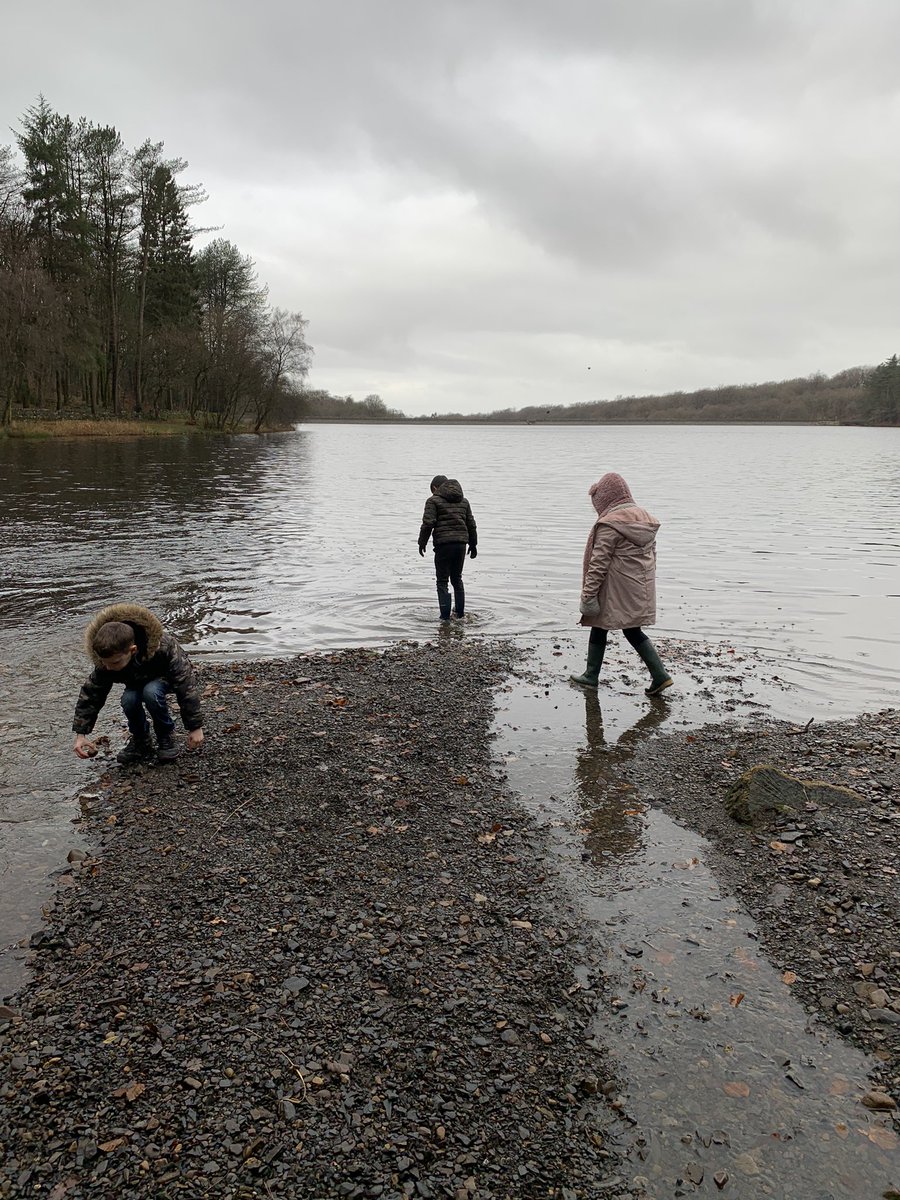 heights_o's tweet photo. KS2 making their own way down the stream to the reservoir. Learning to become confident in making their own decisions and showing resilience on their way back up the big hill #nurture #thisisap #primary #ks2 @Head_TheHeights @primarynurture https://t.co/Qxfmowmtjc