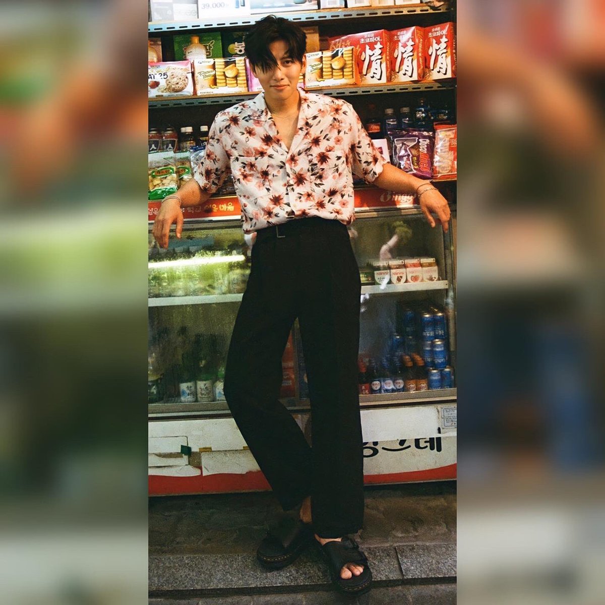Snow0705_MAMI's tweet photo. #JiChangWook for Newbin
2/2
#지창욱 #2020newbinair #newbin #newbin_ar
edited
But not high clear..haha
via. parkshow_company https://t.co/LLhBPB7vgv
